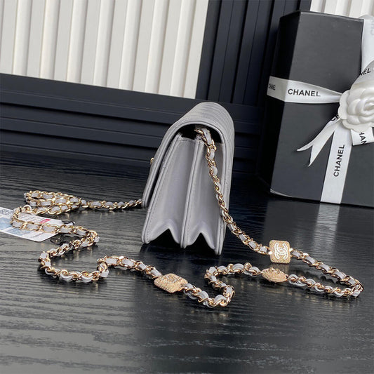 Clutch With Chain