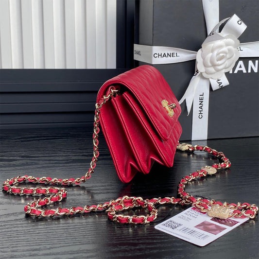 Clutch With Chain