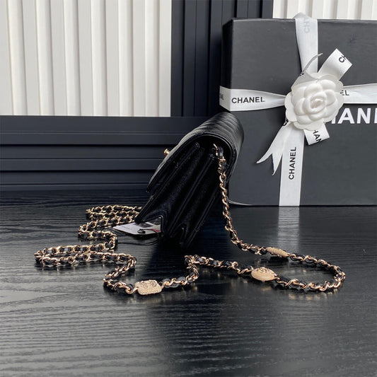 Clutch With Chain