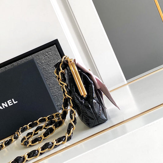Clutch With Chain
