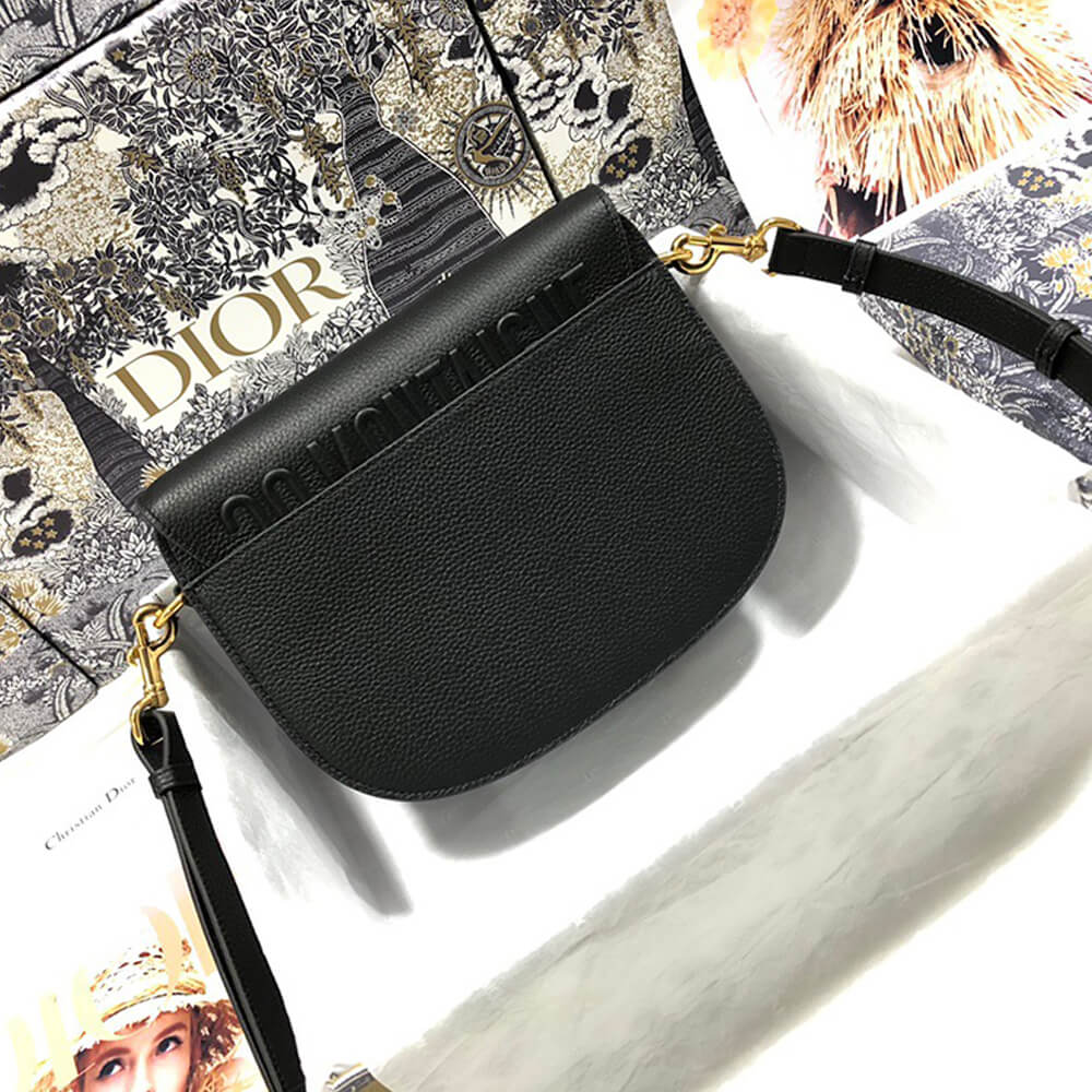 MEDIUM  BOBBY BAG