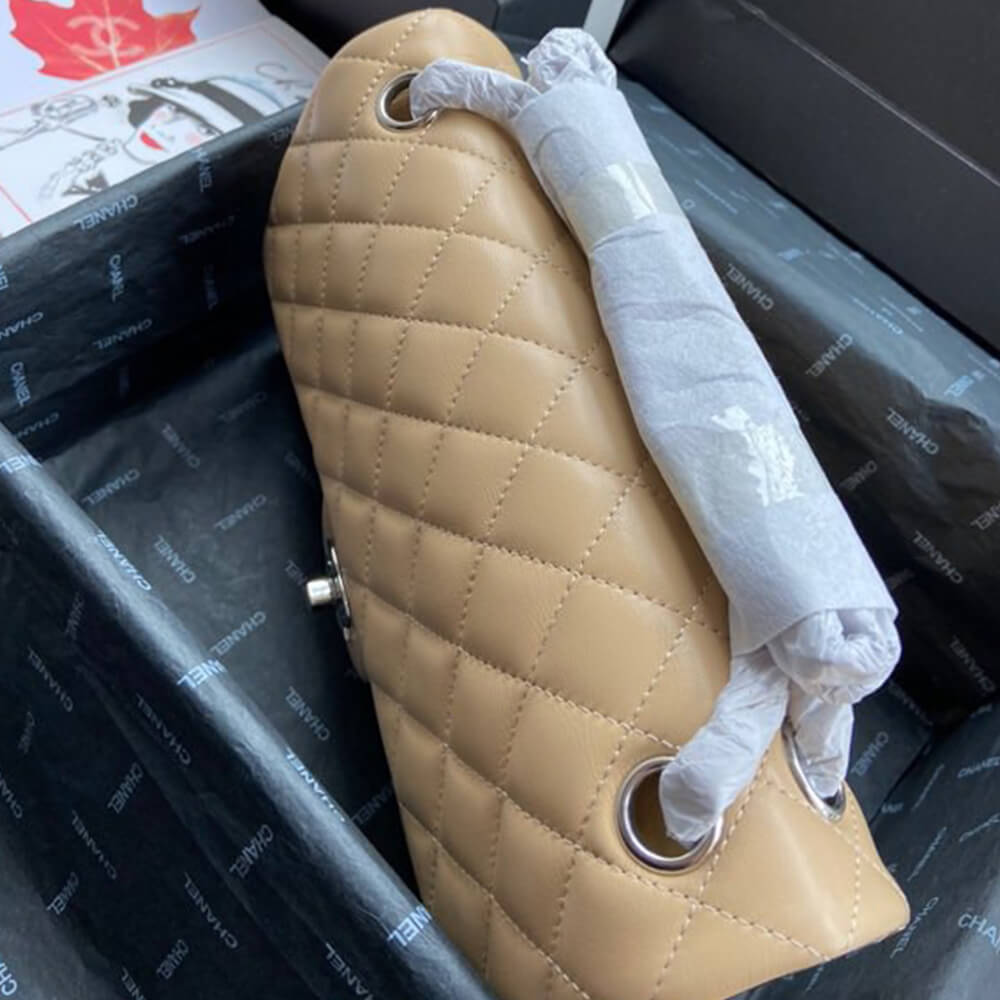 Classic Flap Medium