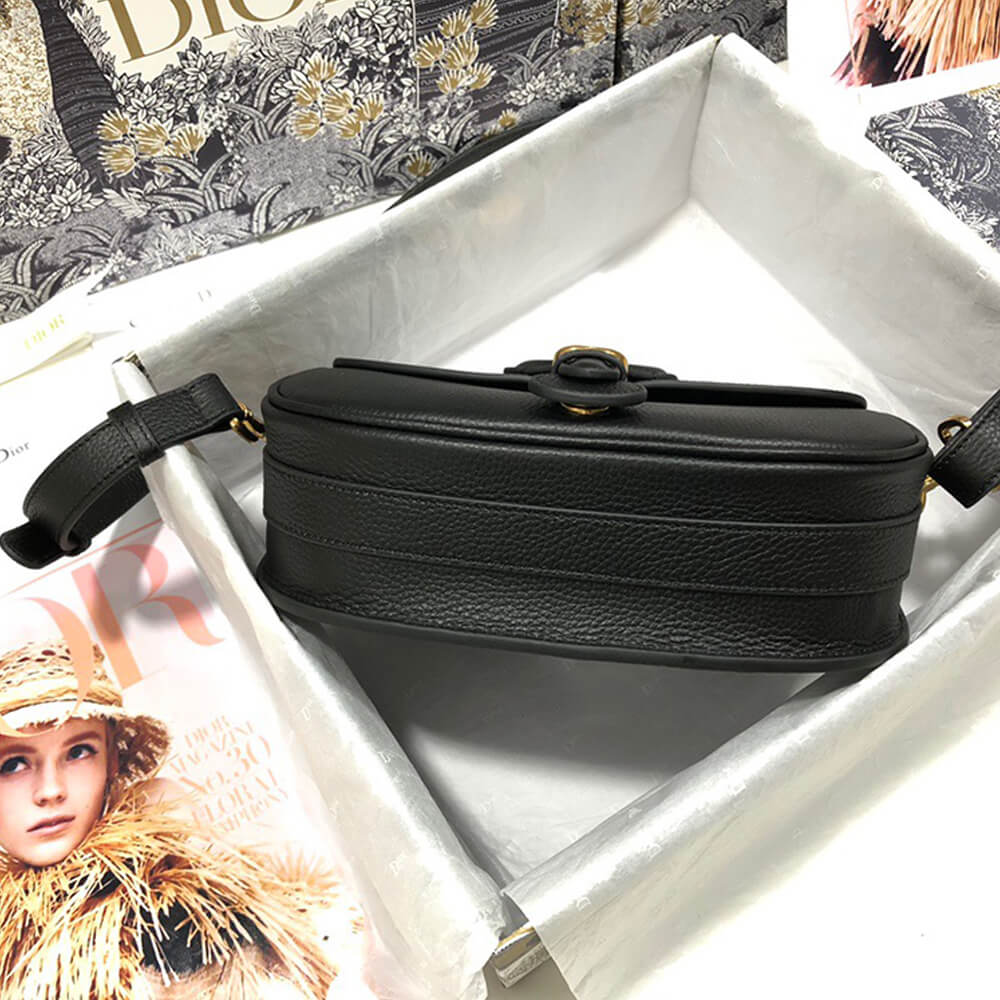 MEDIUM  BOBBY BAG