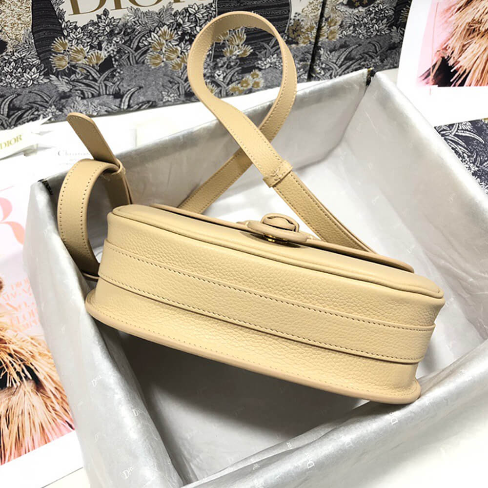 MEDIUM  BOBBY BAG