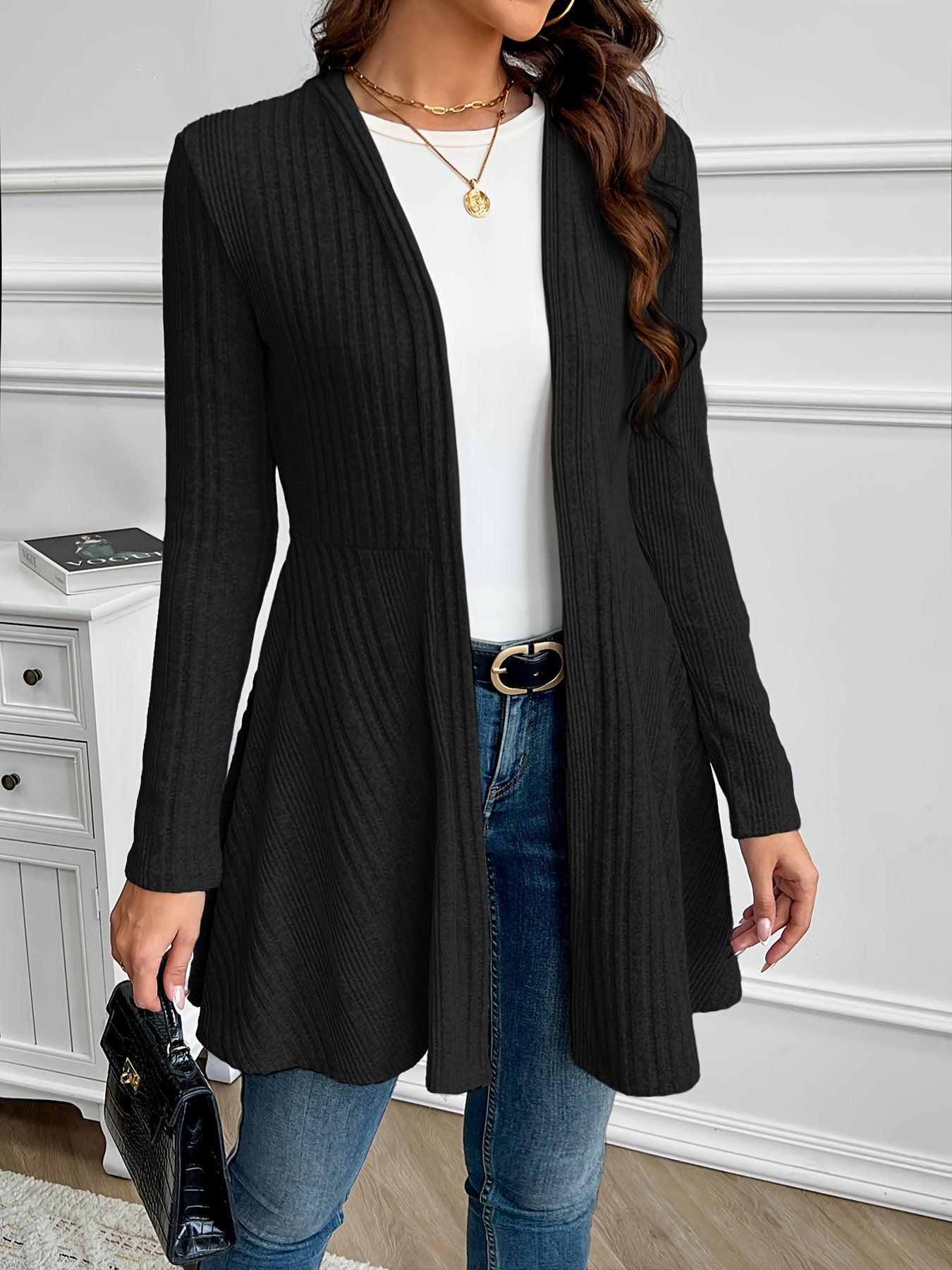 Elegant Textured Loose-Fit Cardigan - Mid-Stretch
