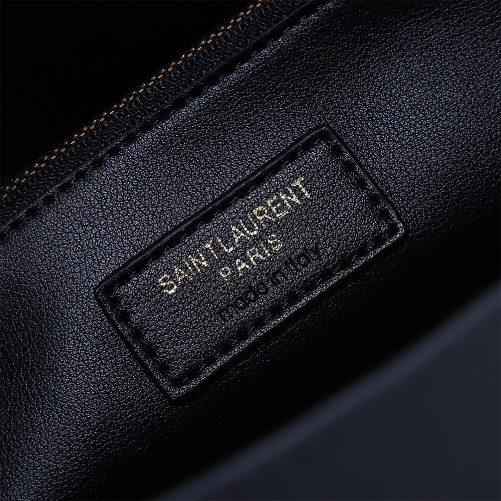 LARGE LE 5 A 7 SUPPLE IN SMOOTH LEATHER