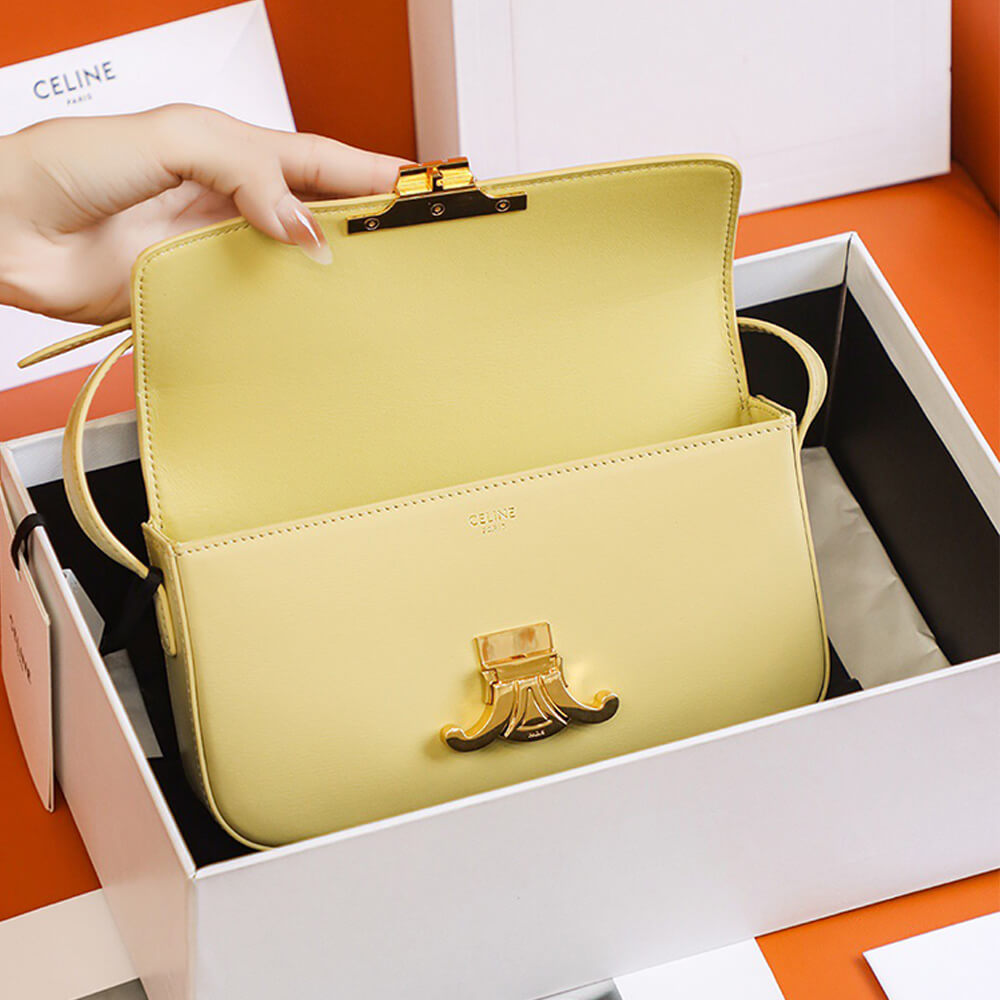 TRIOMPHE SHOULDER BAG