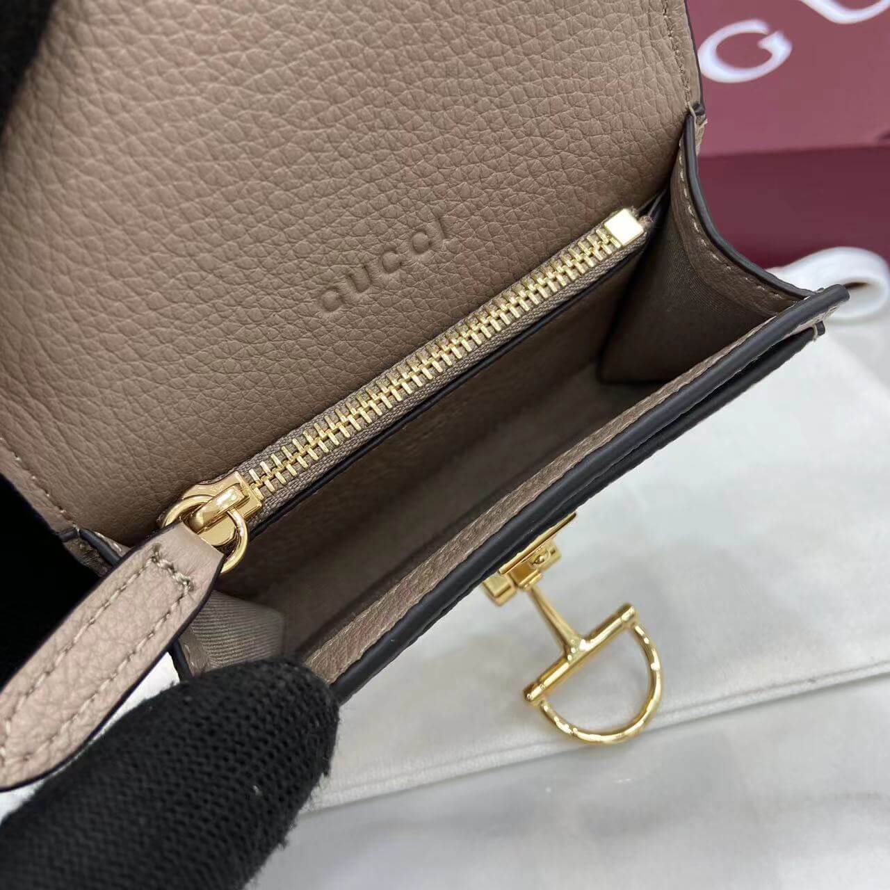 Softbit card case