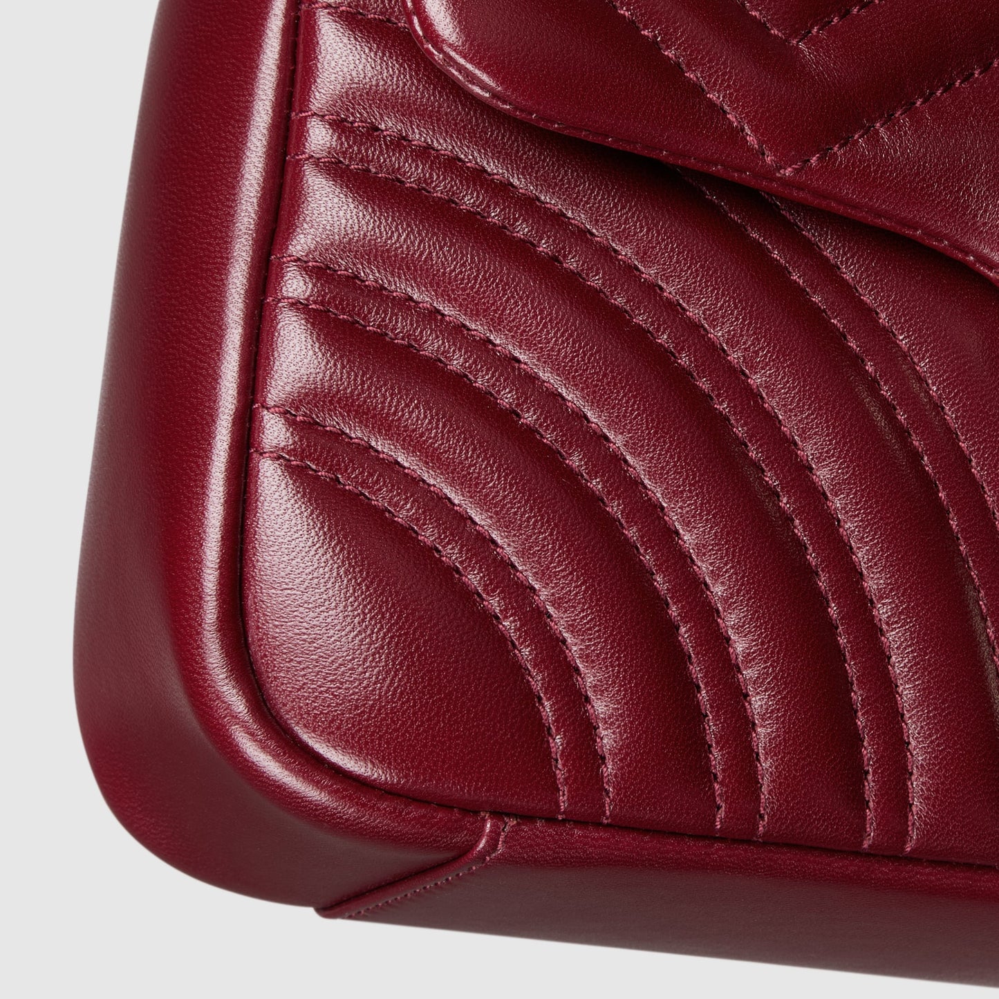 GG Marmont Small Shoulder Rosso Ancora Red Leather