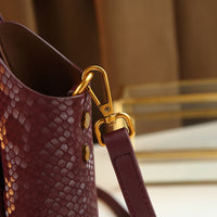 Gradient Snake Print Bucket Bag