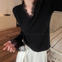 Slim V-Neck Lace Gauze Pullover