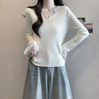 Slim V-Neck Lace Gauze Pullover