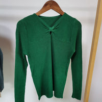 Slim V-Neck Commuter Pullover