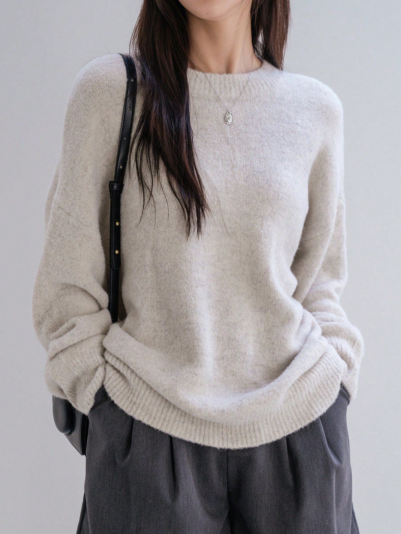 Loose Minimalist Knit Pullover