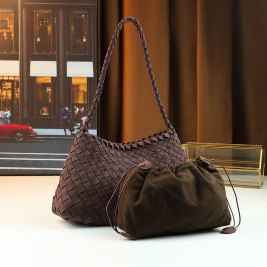 Mindia Houndstooth Woven Shoulder Bag