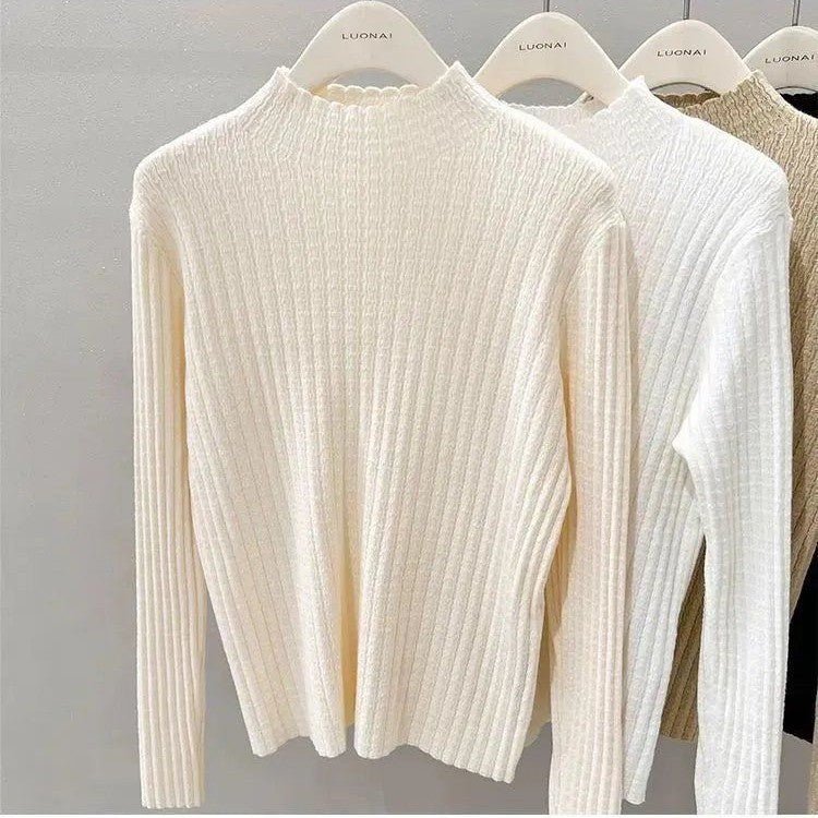 Slim Semi-Turtleneck Knit Pullover