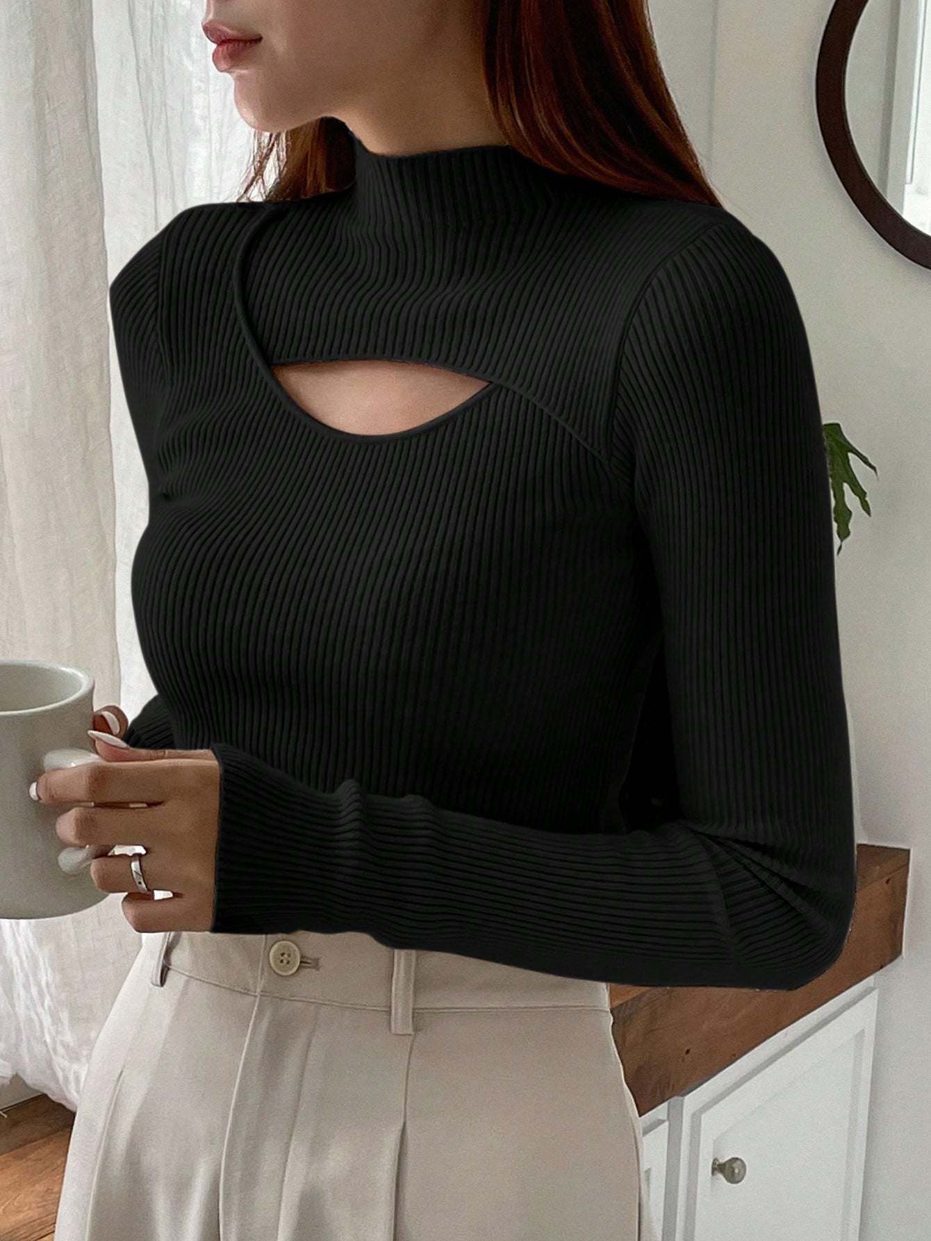 DAZY Hollow Semi-Turtleneck Pullover