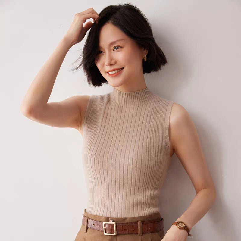 Semi-Turtleneck Knit Vest