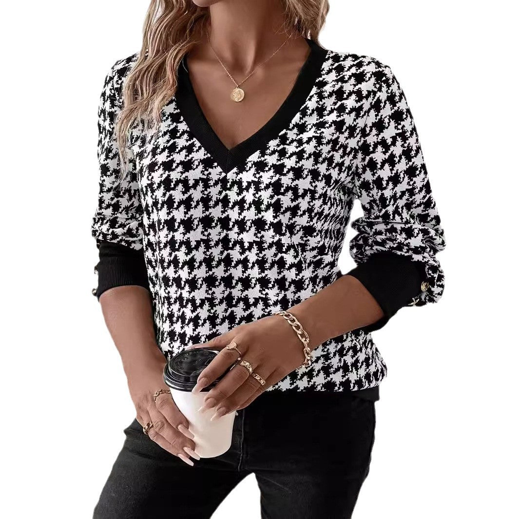 Printed V-Neck Long Sleeve T-Shirt