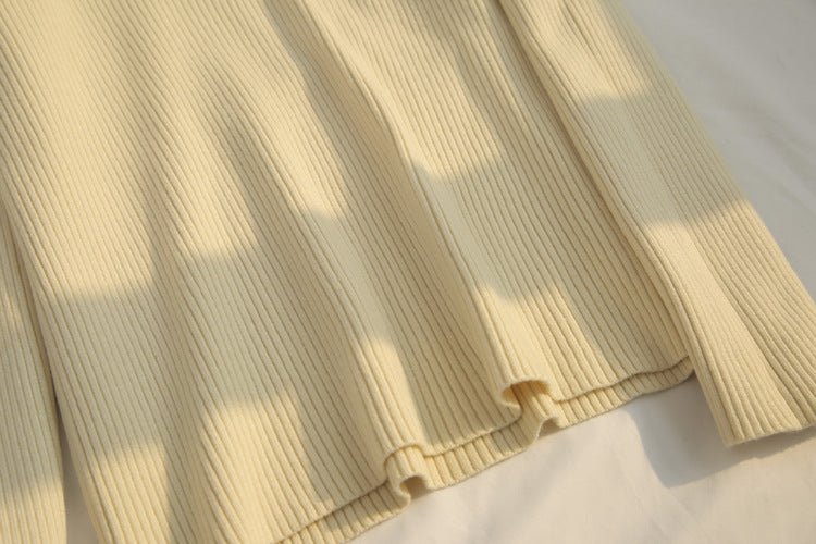 Slim Half-Turtleneck Ring Zipper Top