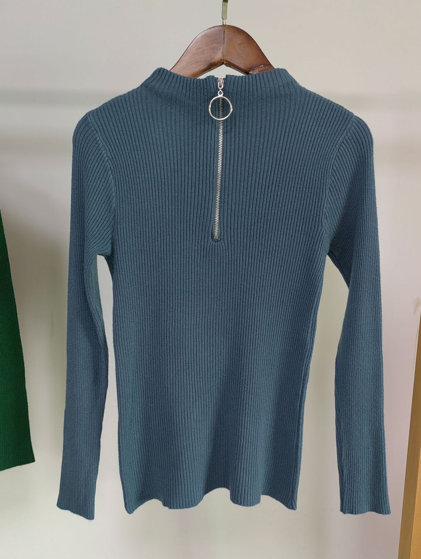 Slim Half-Turtleneck Ring Zipper Top