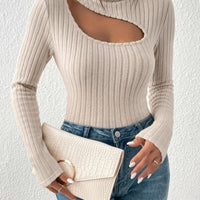 Women’s Hollow Slim-Fit Turtleneck Hoodie