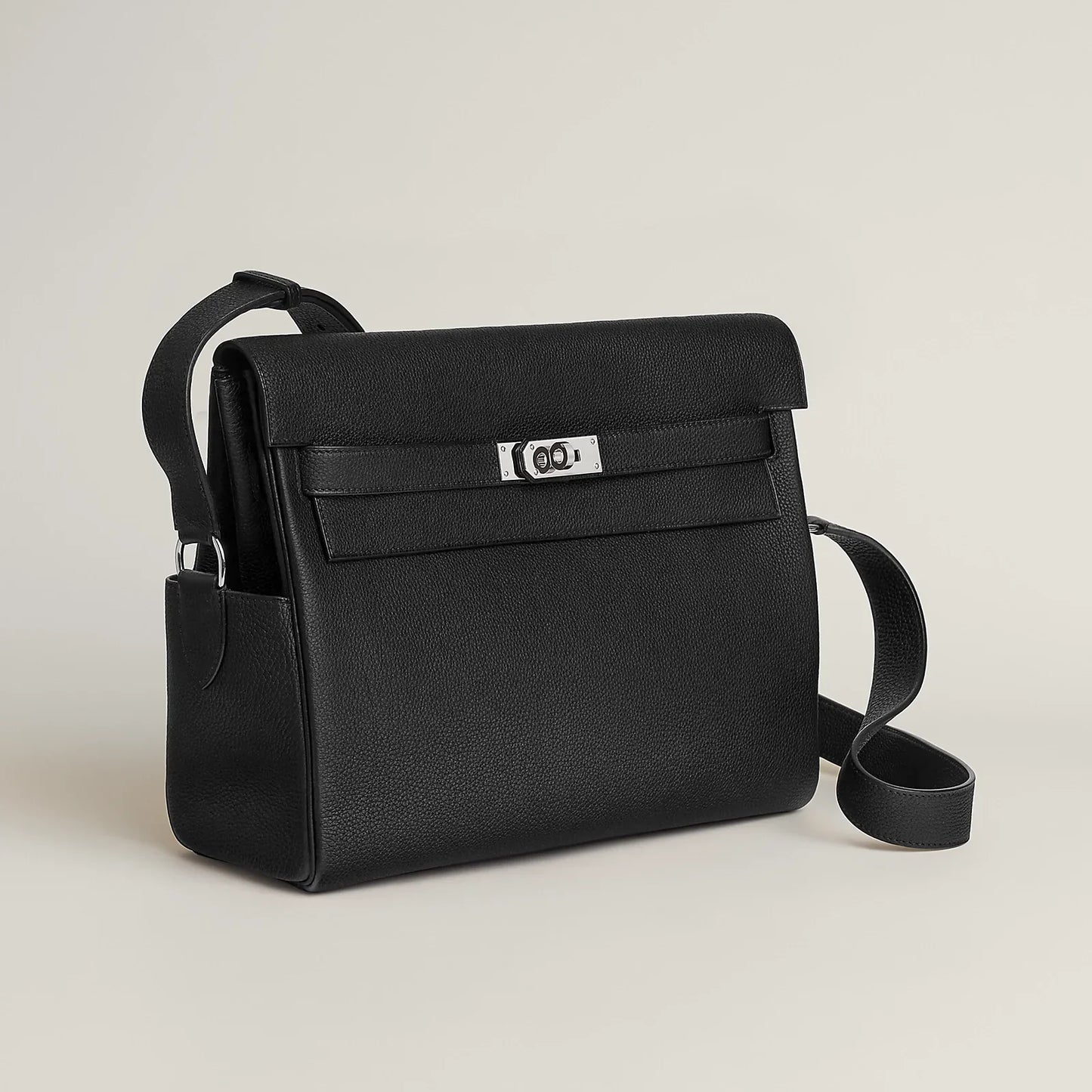 Kelly Messenger GM bag