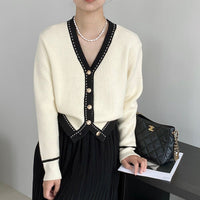 Japanese Style 2-Piece Set – Straight-Leg Pants & V-Neck Cardigan