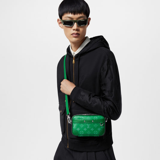 M30997 Alpha Wearable Wallet Cactus Green