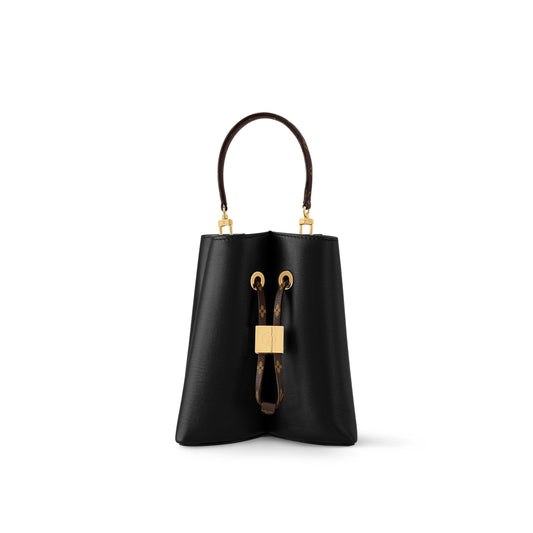 M13843 Bloom PM Black