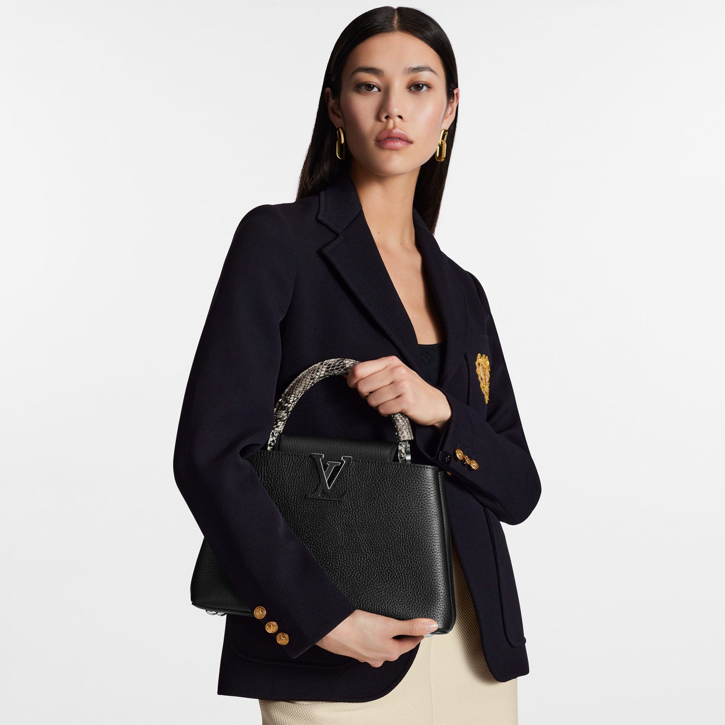 Capucines MM Black N92800
