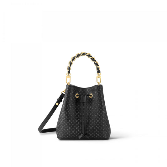 M22598 Calfskin Black Néonoé BB