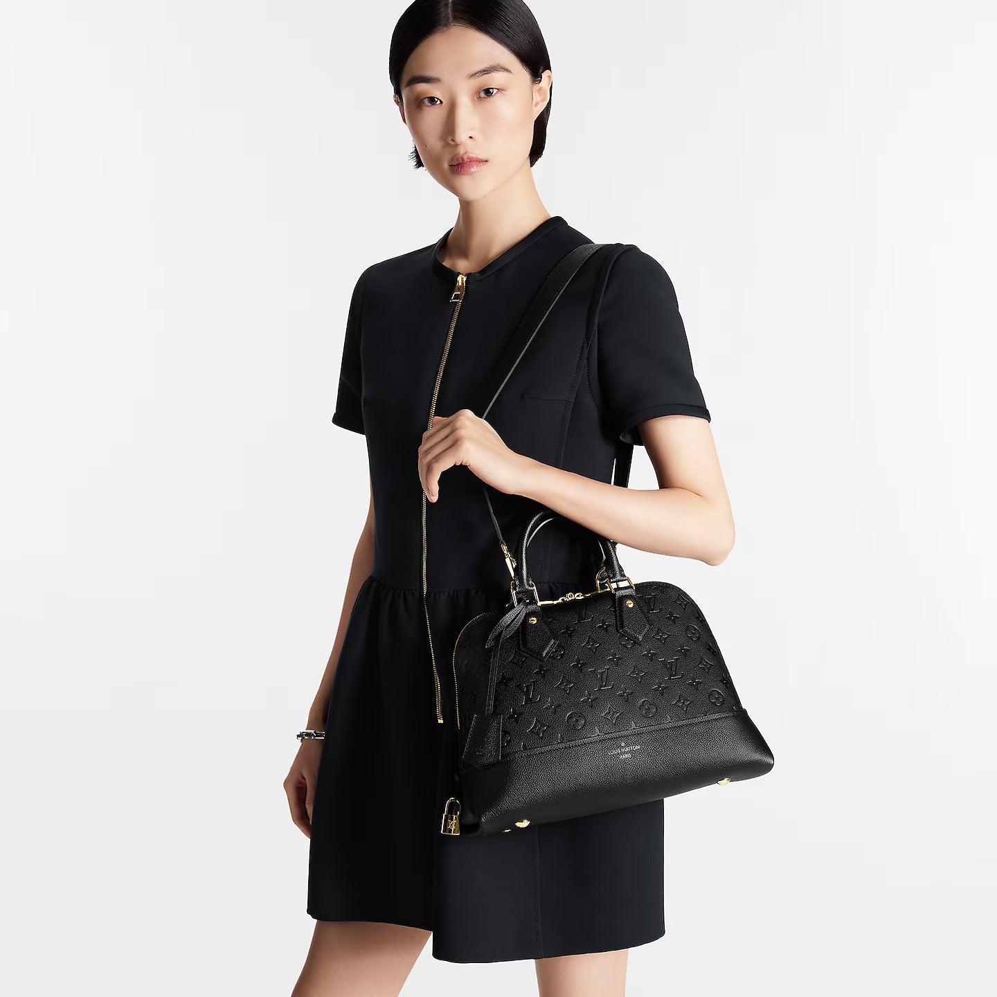 Black M44832 Neo Alma PM