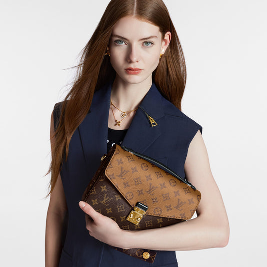 Pochette Metis M44876 Monogram Reverse