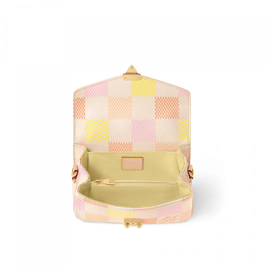 N40749 Pochette Métis East West Peach