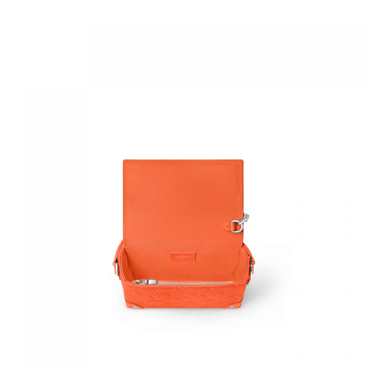 Steamer Wearable Wallet M82916 Orange
