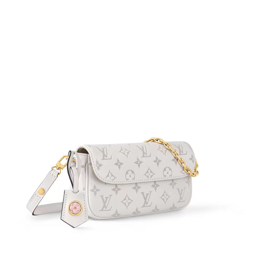 M11299 Wallet On Chain Ivy