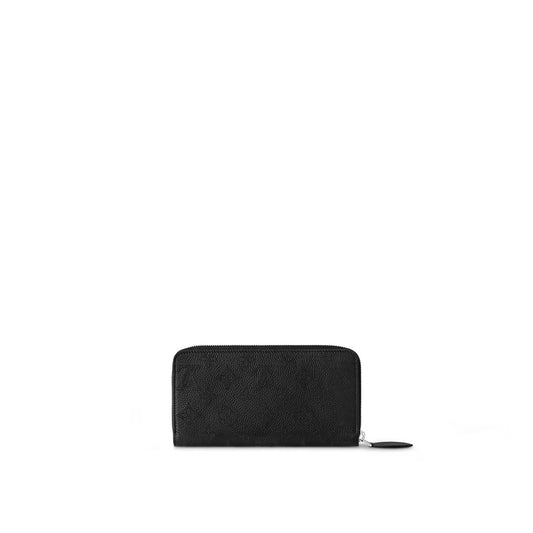 Black M61867 Zippy Wallet