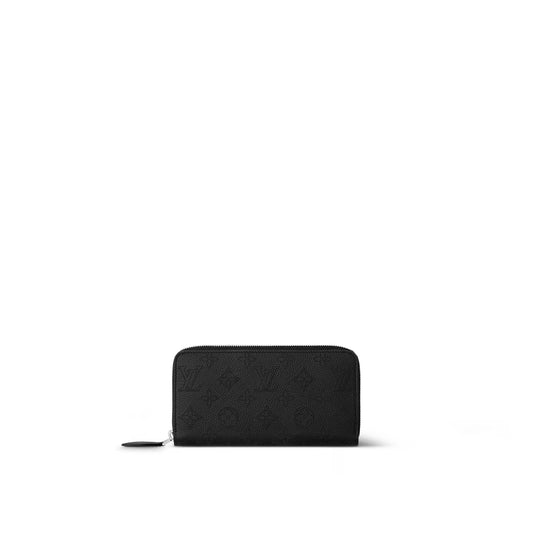 Black M61867 Zippy Wallet