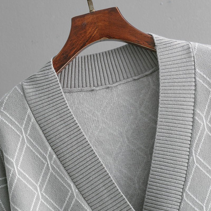 Loose Diamond Pattern V-Neck Cardigan