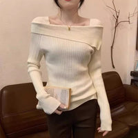 Irregular One-Shoulder Knit Top