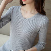Slim V-Neck Core-Spun Pullover (1012)