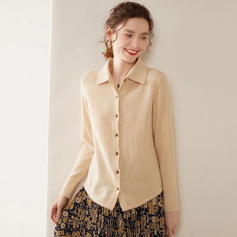 Thick V-Neck Cardigan (Gentle Wind)