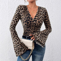 Slim S-xy V-Neck Horn Sleeve Top