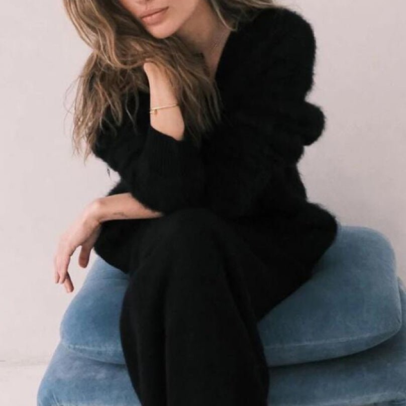 Loose Solid V-Neck Cardigan