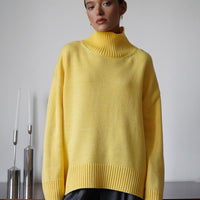 Minimalist Loose Pullover