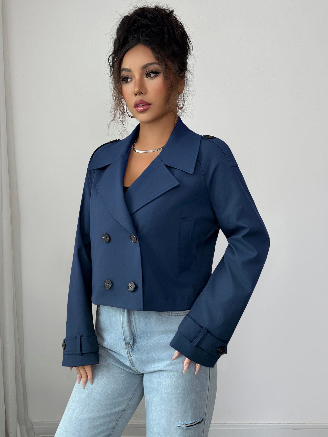 Slim Fit Buttoned Cardigan – Autumn 2025