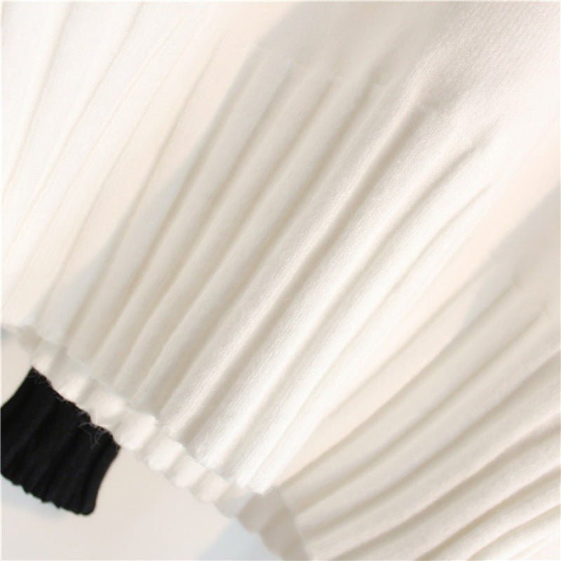 Elegant Slim Fit Pullover Top – Black & White