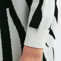 Zebra Pattern Knit Pullover